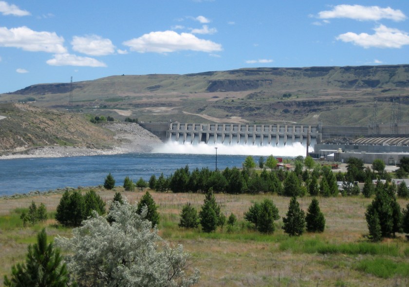 The Columbia river and Chief Joseph Dam near Bridgeport.
